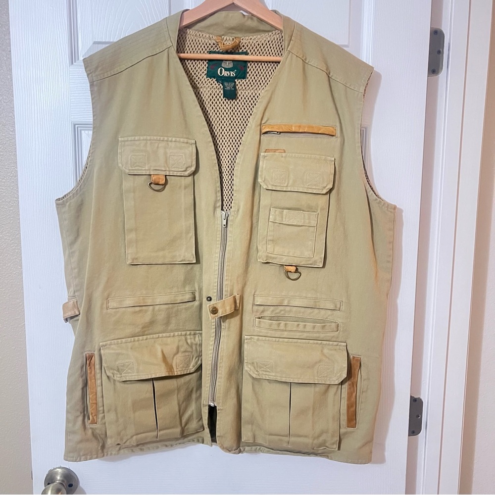 Vintage ORVIS Men’s Fishing Vest Leather Trim Tan Twill Game Pocket - Size XL